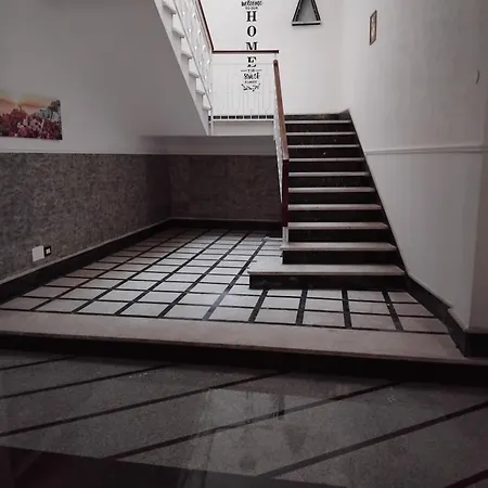 La Sirena 住宿加早餐酒店 3*