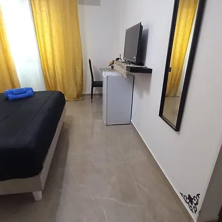 住宿加早餐酒店 La Sirena 3*